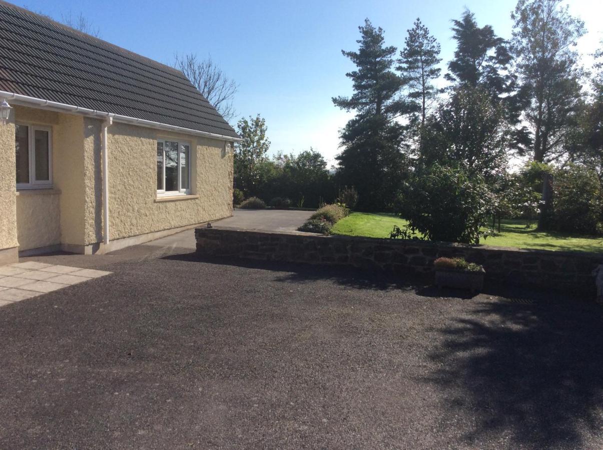 Pembrokeshire Fields Hotel Haverfordwest Buitenkant foto